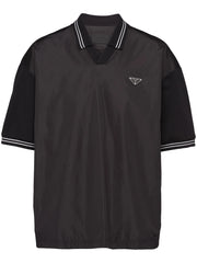 Polo PRADA re-nylon con placca nera